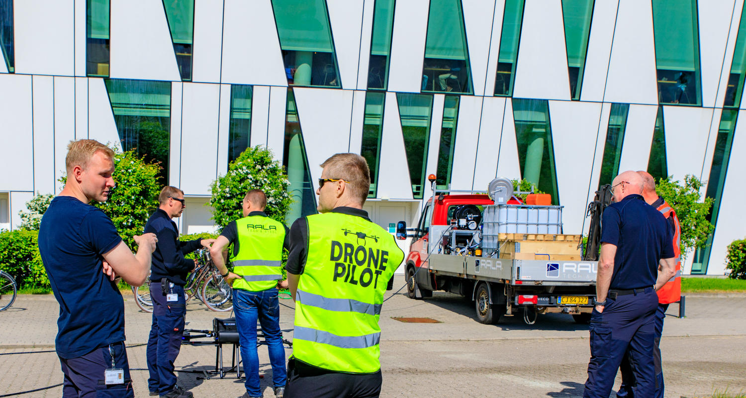 Drone Volt pilot og team klargør High-DRA operation